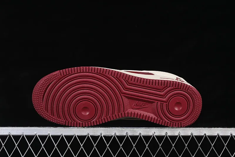 All categories Nk Air Force 1 Air Force series Nk Air Force 1 Low Air Force low-top Nike Air Force 1'07 Low Year of the Horse limited edition Rice-fat rouge Air Force 1 low-top casual sneakers NH0601-514